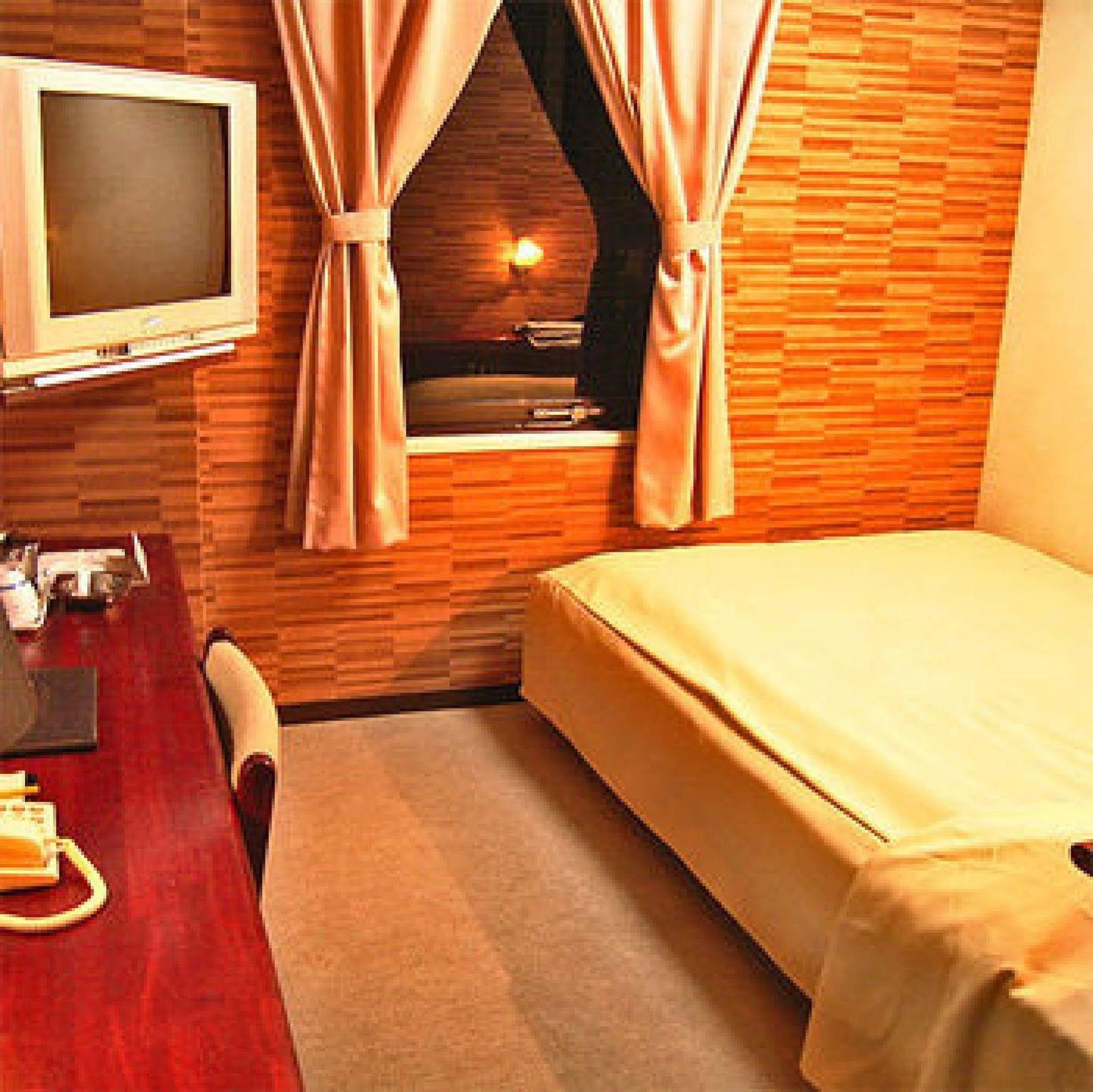 Hotel Tsubame Hills Buitenkant foto